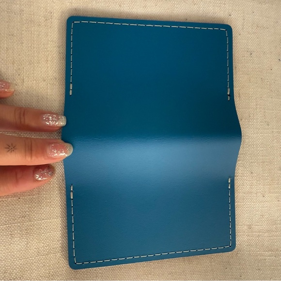 MoMA Primary Colors Recycled Leather Card Holder Wallet (2000) - Picture 7 of 10